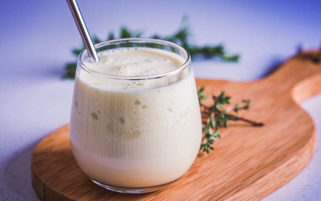 Benefits of Drinking Kefir
